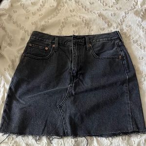 Levi Skirt